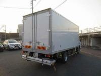 Mitsubishi Canter 2023