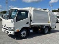 Hino Dutro 2023