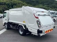 Hino Dutro 2023