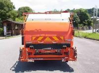 Hino Dutro 2016