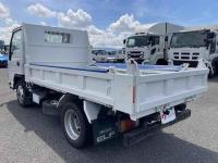 Isuzu ELF 2017