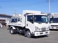 Isuzu Forward 2018