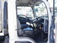 Isuzu Forward 2018
