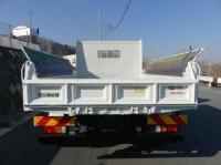 Isuzu Forward 2016