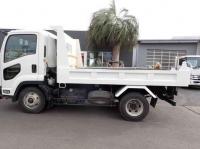 Isuzu Forward 2016