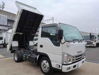 Isuzu ELF 2022