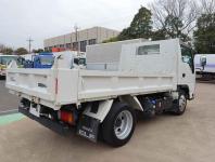 Isuzu ELF 2022