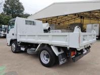 Isuzu ELF 2022