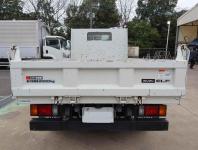 Isuzu ELF 2022