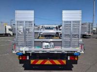 Isuzu ELF 2024