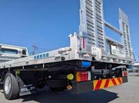 Isuzu ELF 2024