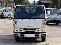 Isuzu ELF 2023