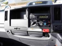 Isuzu ELF 2023