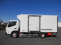 Mitsubishi Canter 2023