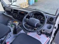 Hino Dutro 2022