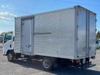 Isuzu ELF 2022