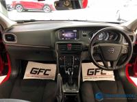 Volvo V40 2018