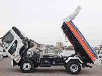 Mitsubishi FUSO FIGHTER 2019