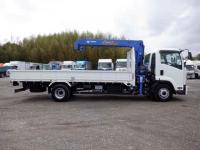 Isuzu Forward 2022