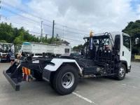 Isuzu Forward 2021