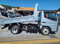 Mitsubishi Canter 2023