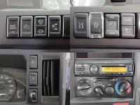 Isuzu ELF 2023