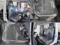 Isuzu ELF 2023