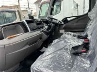 Mitsubishi Canter 2024