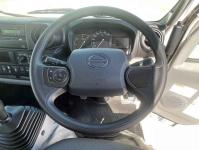 Hino Dutro 2023