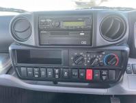 Hino Dutro 2023
