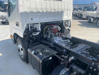 Hino Dutro 2023