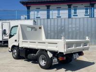 Hino Dutro 2023