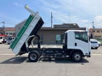 Isuzu Forward 2019