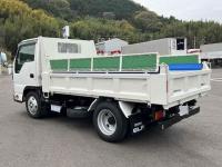 Isuzu ELF 2023