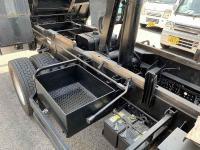 Isuzu Forward 2016