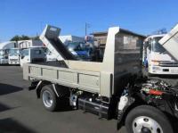 Mitsubishi Canter 2022