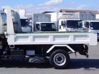 Isuzu Forward 2018