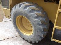 Caterpillar 910G 2001