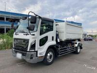 Isuzu Forward 2024