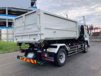 Isuzu Forward 2024