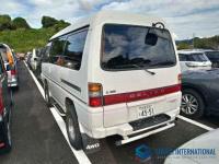 Mitsubishi Delica Starwagon 1991