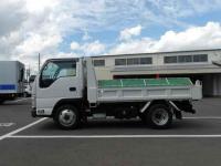 Isuzu ELF 2023