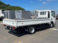 Isuzu ELF 2023