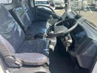 Isuzu ELF 2023