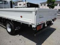 Isuzu ELF 2023