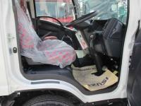 Isuzu ELF 2023