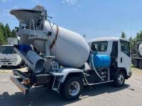 Isuzu Forward 2023