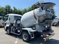 Isuzu Forward 2023