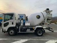 Isuzu Forward 2022