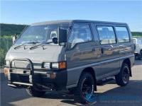 Mitsubishi Delica Starwagon 1988